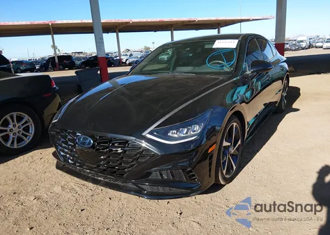 2021 Hyundai Sonata Sel Plus z USA, uszkodzony, nr VIN 5NPEJ4J28MH066038